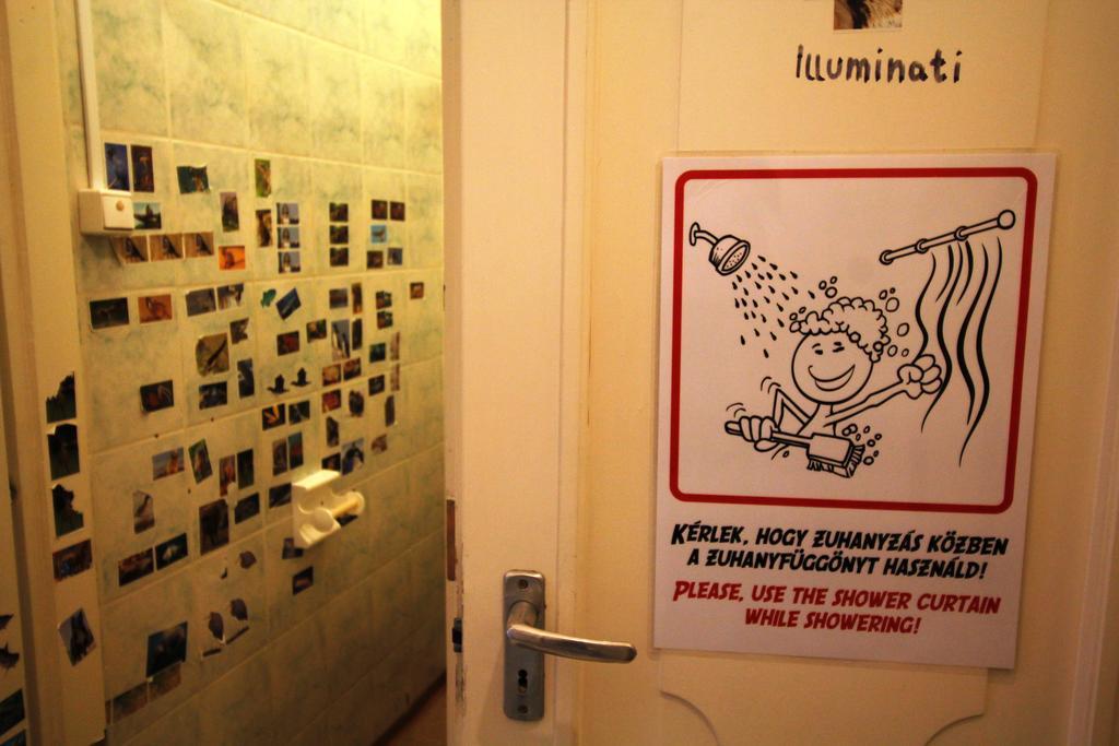 Dbc Hostel Βουδαπέστη Δωμάτιο φωτογραφία